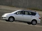 Toyota Avensis Verso 2003 года